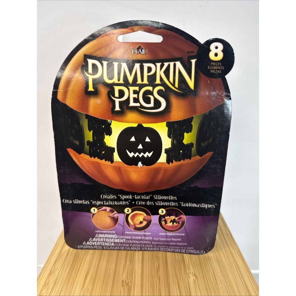 Jack O Lantern Pumpkin Pegs 8PC Plastic‎ Pumpkins JOL Halloween By Plaid